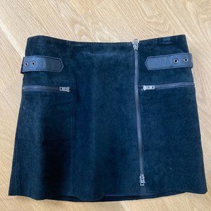 Suede mini skirt with buckles 100% leather